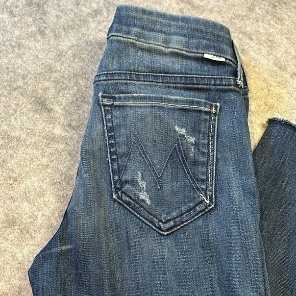 MOTHER Looker Ankle Chew in Breaking the Law, Size 24. - Picture 6 of 14